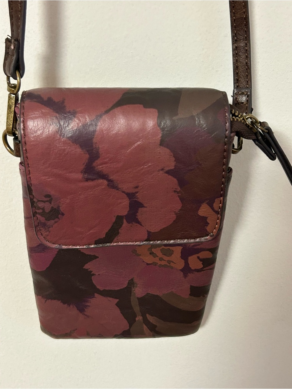 Crossbody - Picture 2 of 2